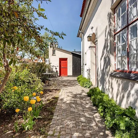 Historic Terraced House In The White